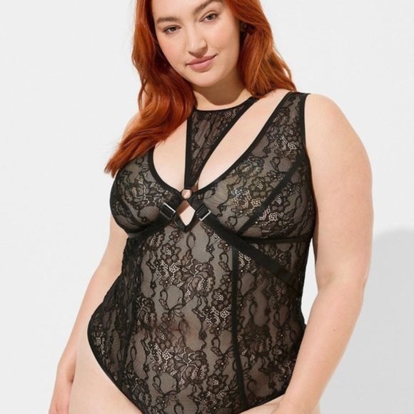 Torrid - Lacy Bondage Bodysuit with Neck Harness in Rich Black - Picture 2 of 14